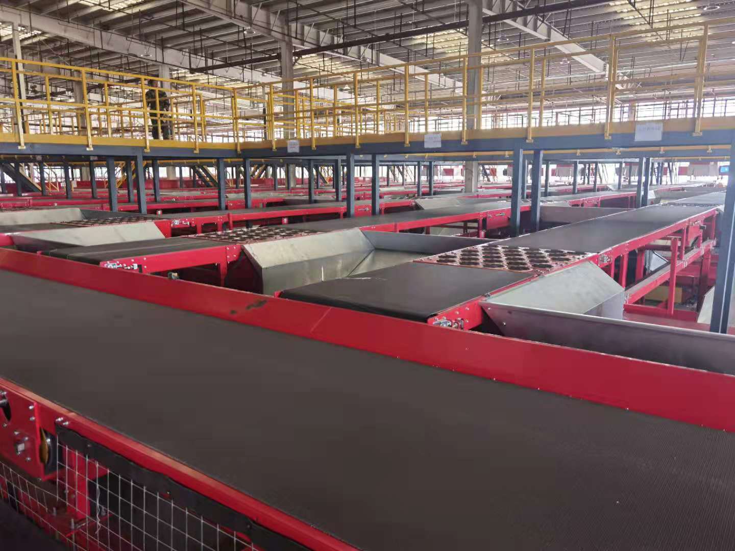 Goods-conveyor-category